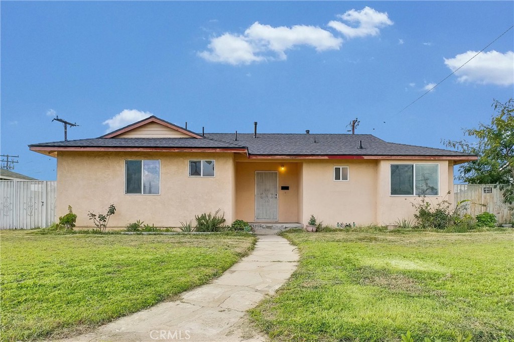 235 S Azusa Avenue | Similar Property Thumbnail 2