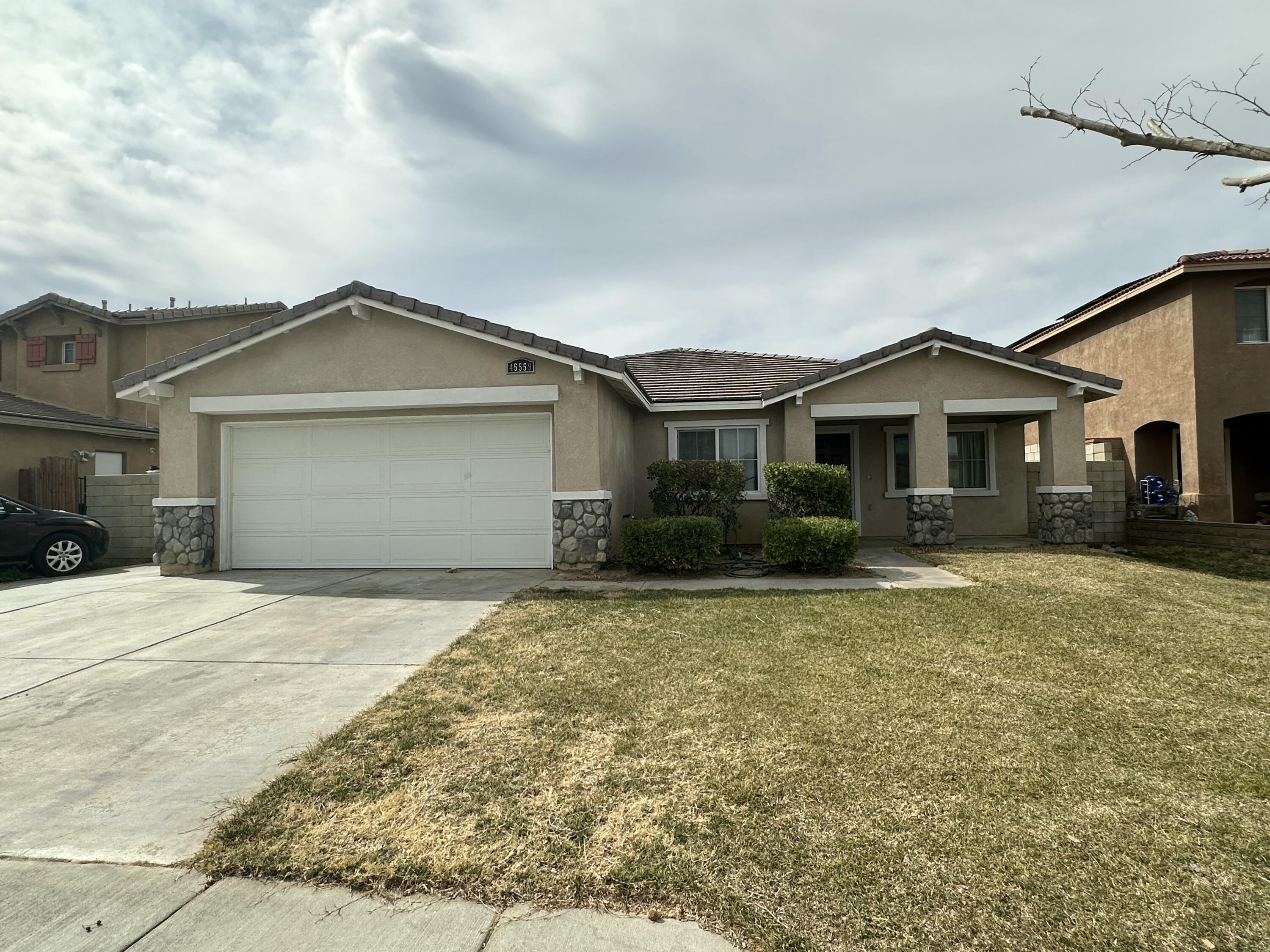 45559 Robinson Drive | Similar Property Thumbnail