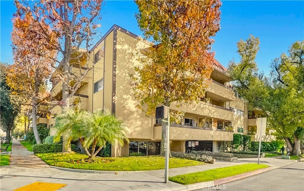 2386 E Del Mar Boulevard, #316 | Similar Property Thumbnail