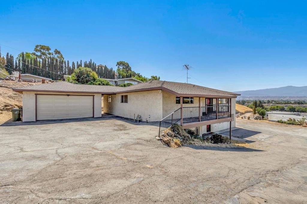 132 San Ramon Drive | Similar Property Thumbnail