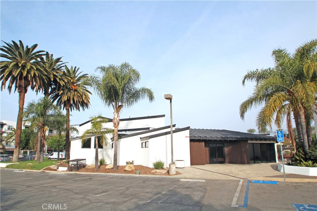 2720 N Garey Avenue | Similar Property Thumbnail