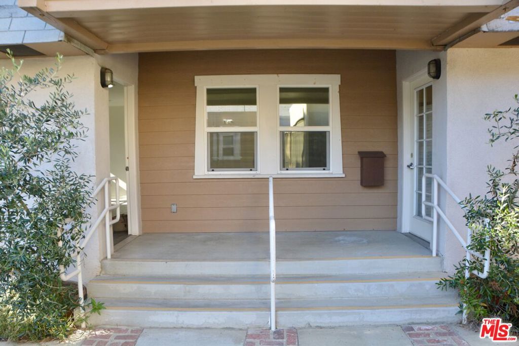 6415 Romaine Street | Similar Property Thumbnail