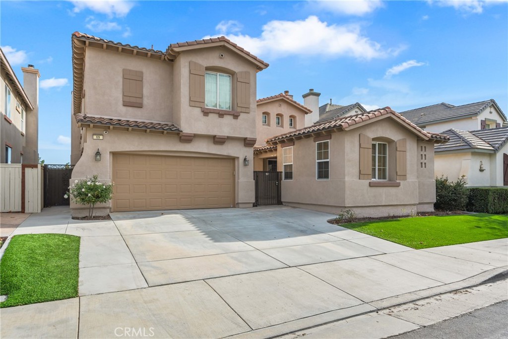 69 Plaza Avila, Lake Elsinore, CA 92532