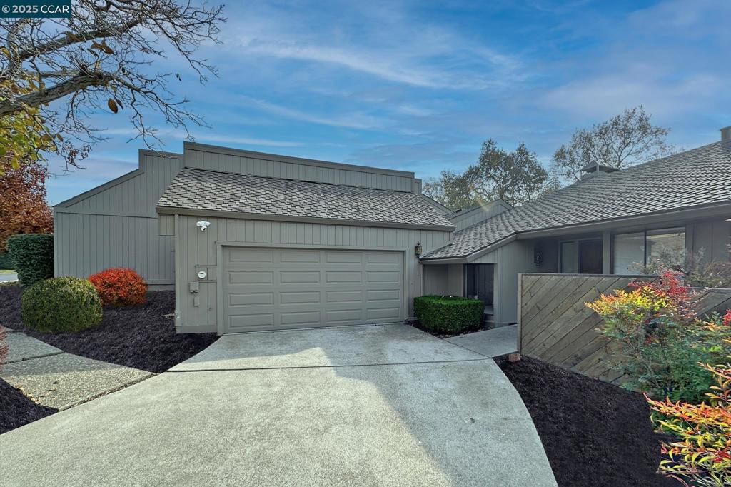 3134 Hambletonian Ln, Walnut Creek, CA 94598