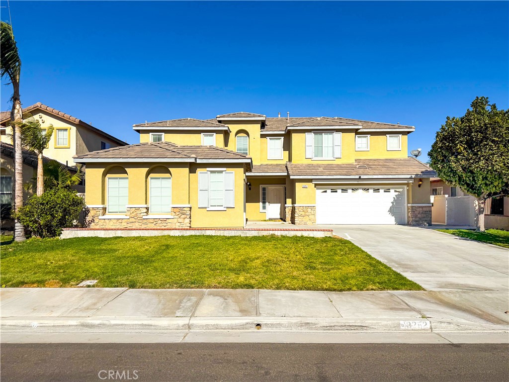 13252 Early Crimson Street, Eastvale, CA 92880