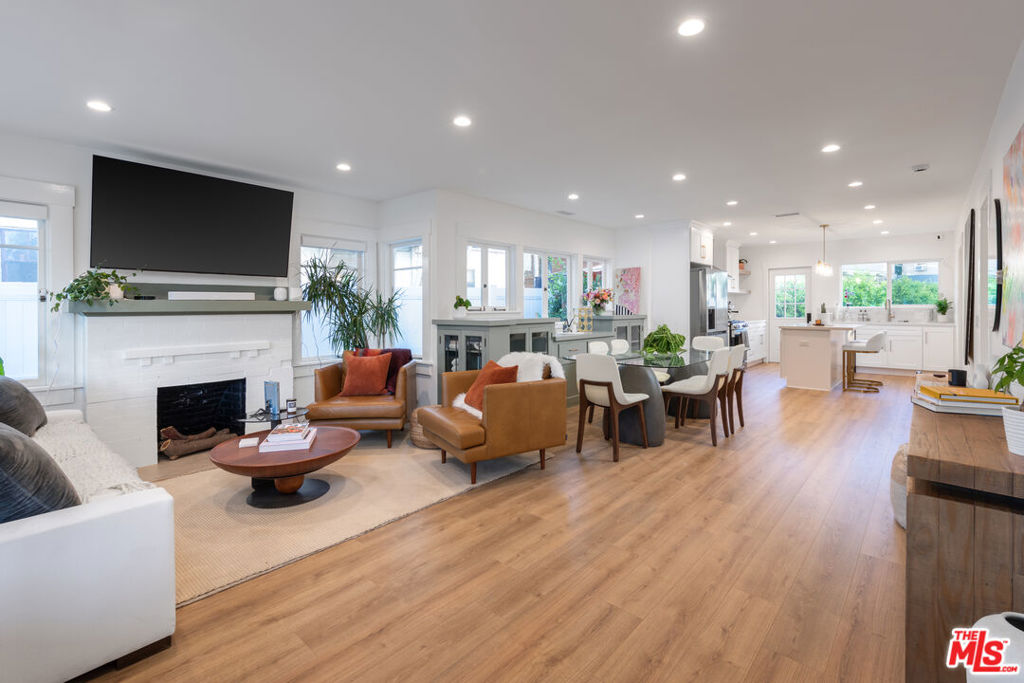 2616 Abbot Kinney Boulevard | Similar Property Thumbnail