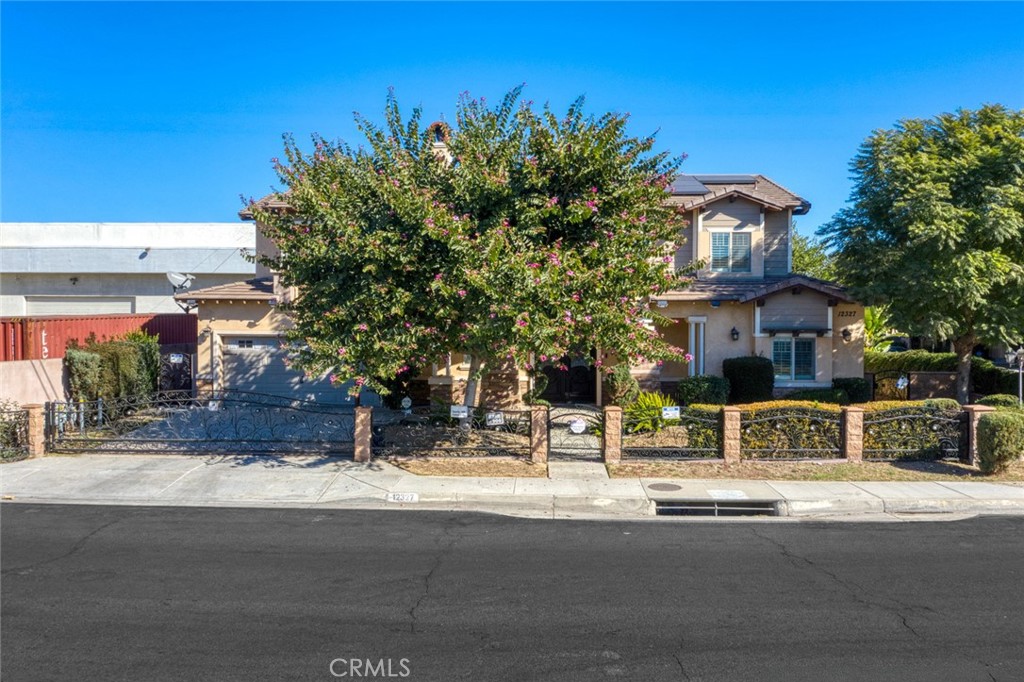 12327 Poinsettia Avenue | Similar Property Thumbnail