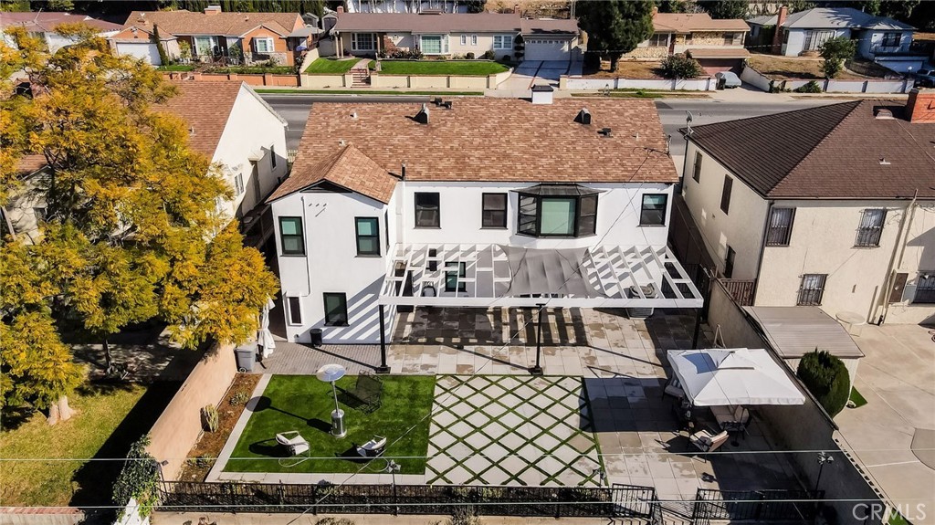 5853 S La Brea Avenue | Similar Property Thumbnail 8