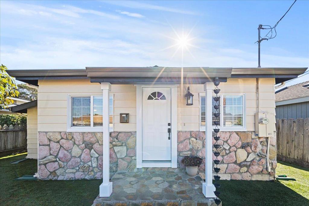 720 Amador Avenue | Similar Property Thumbnail