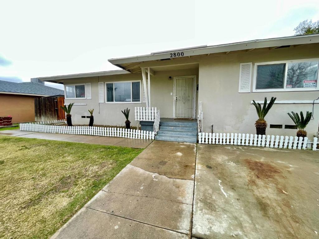 2800 Berger Street | Similar Property Thumbnail