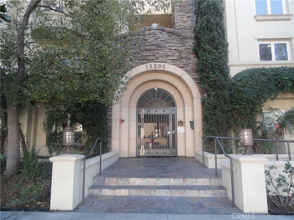 15206 Burbank Boulevard, #107 | Similar Property Thumbnail