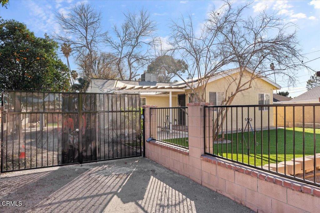 19148 Saticoy Street | Similar Property Thumbnail