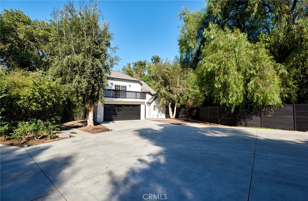 215 S Plateau Drive | Similar Property Thumbnail