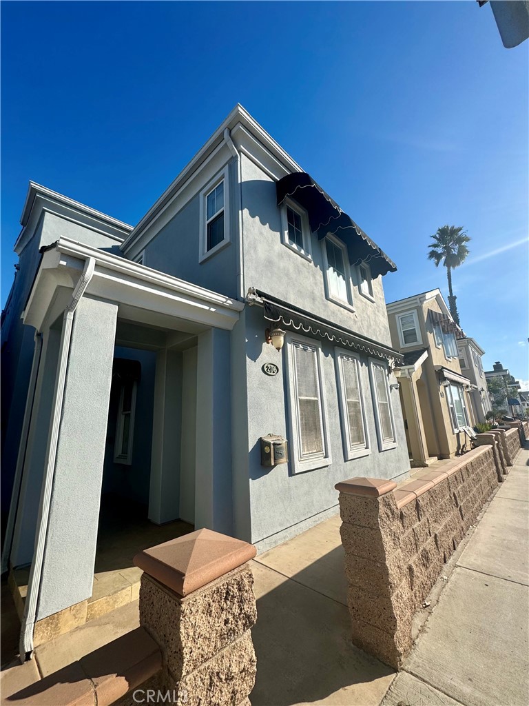 206 E Balboa Boulevard | Similar Property Thumbnail