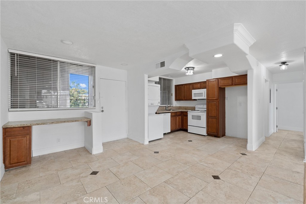 6979 Palm Court, #232J | Similar Property Thumbnail