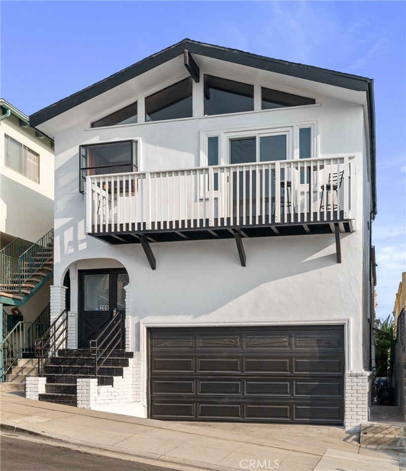 208 Marine Avenue, Manhattan Beach, CA 90266