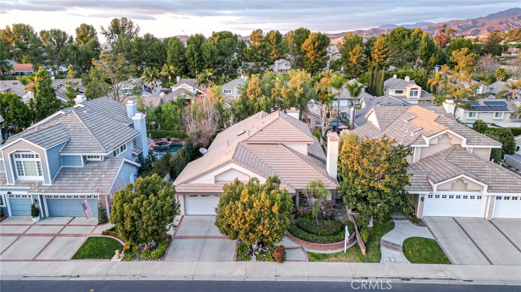 28811 Hedgerow | Similar Property Thumbnail