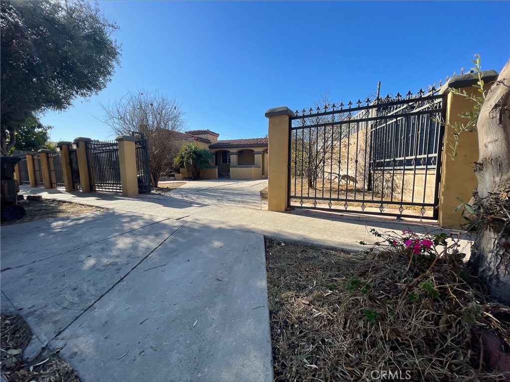 1821 S Curson Avenue | Similar Property Thumbnail