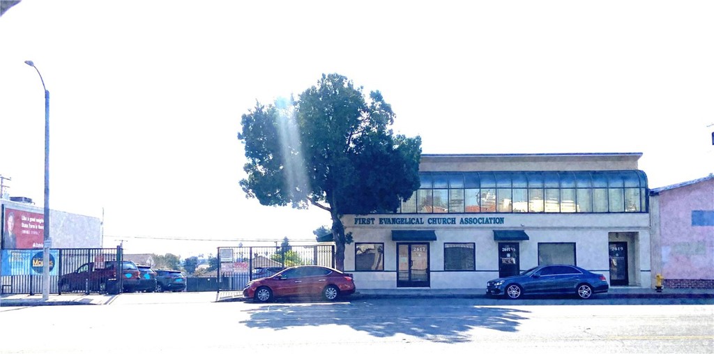 2617 W Beverly Boulevard | Similar Property Thumbnail 7