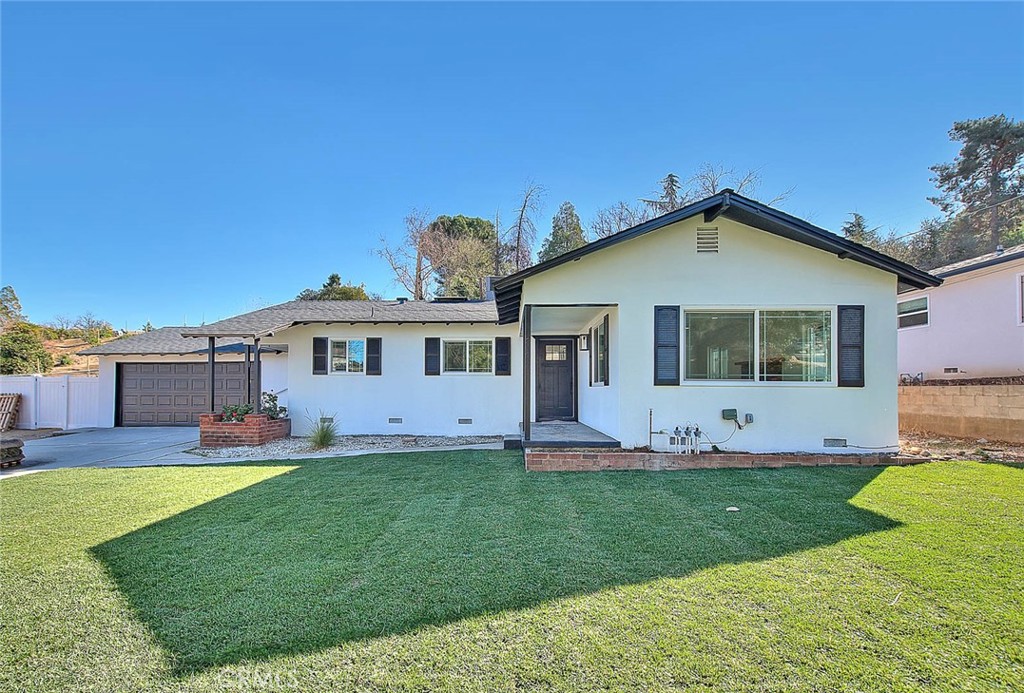 31743 Avenue Avenue | Similar Property Thumbnail