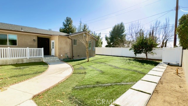 10724 Kurt Street | Similar Property Thumbnail 4