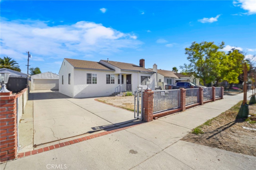 7554 Irvine Avenue | Similar Property Thumbnail 2