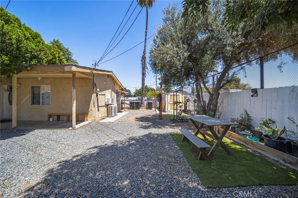 8876 Cypress Avenue | Similar Property Thumbnail