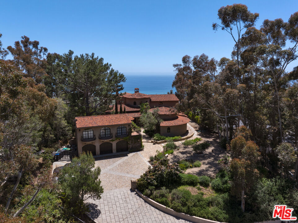 23806 Malibu Crest Drive | Similar Property Thumbnail