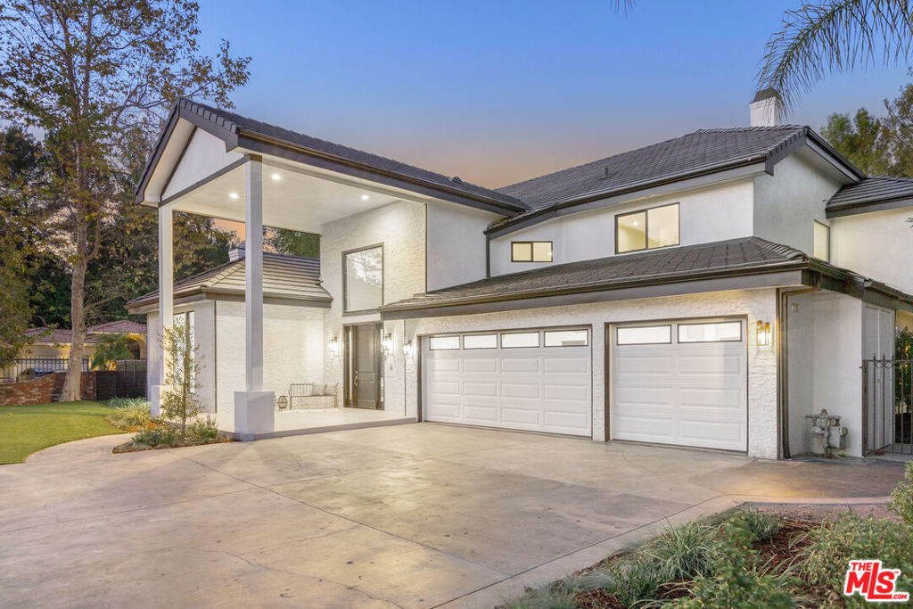 4256 Tarzana Estates Drive | Similar Property Thumbnail