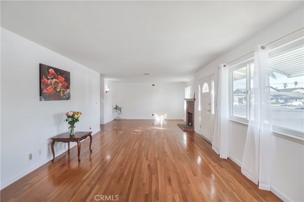 5991 Lemon Avenue | Similar Property Thumbnail