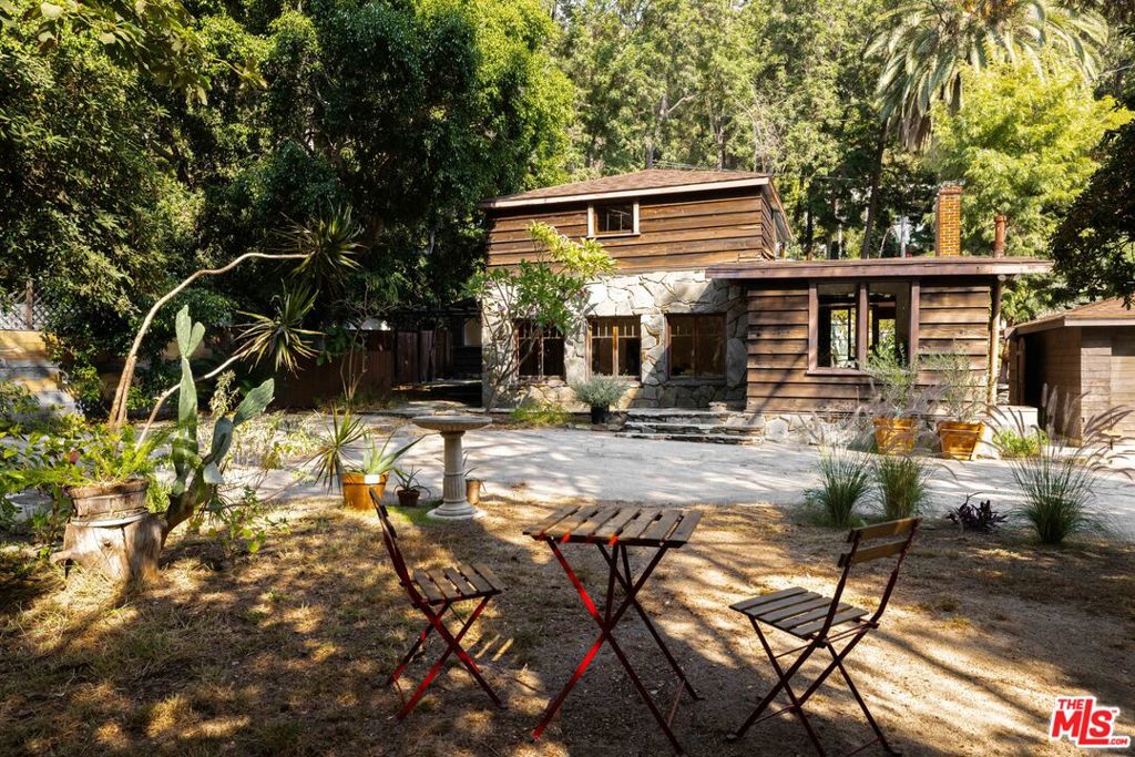 1748 Laurel Canyon Boulevard | Similar Property Thumbnail 6