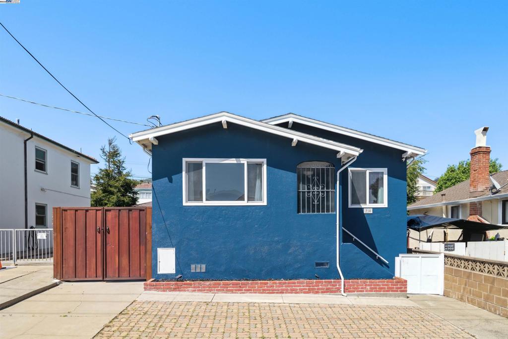 718 Baden Ave | Similar Property Thumbnail