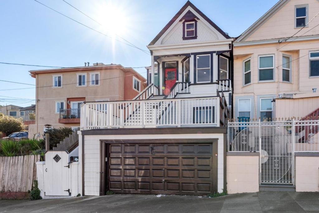 615 Mount Vernon Avenue | Similar Property Thumbnail