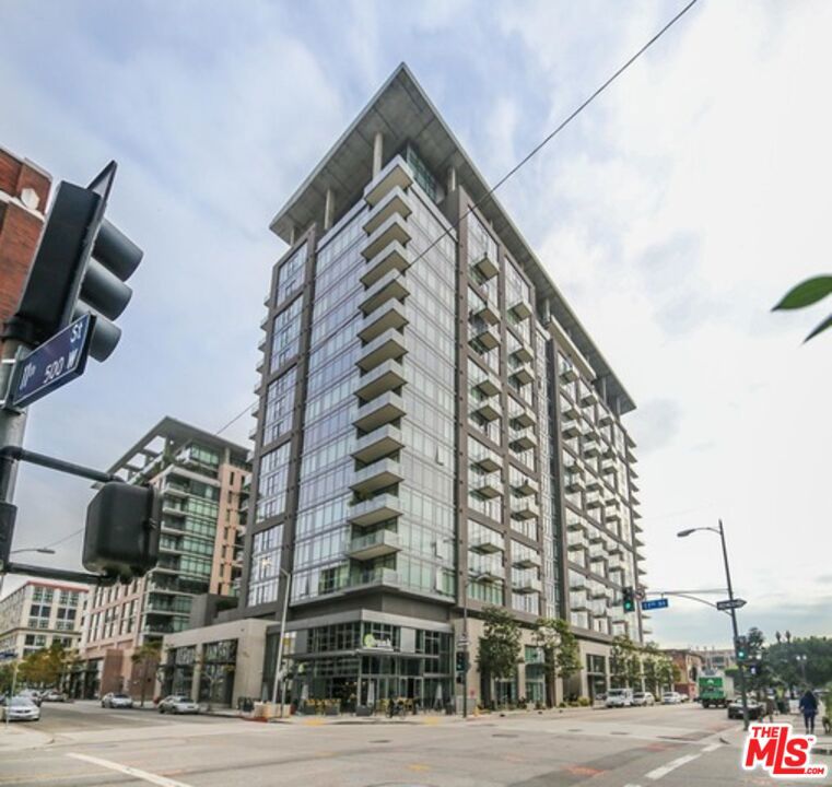 1100 S Hope Street, #601 | Similar Property Thumbnail