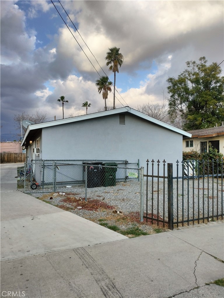 1456 W 6Th Street | Similar Property Thumbnail