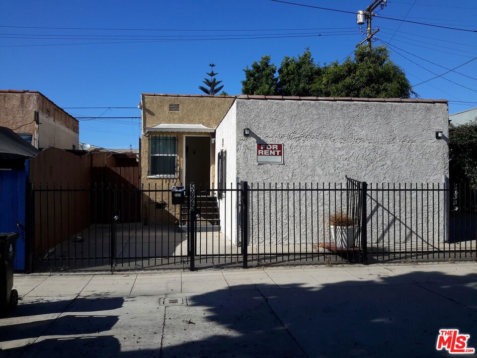 5823 Venice Boulevard, #5825 | Similar Property Thumbnail