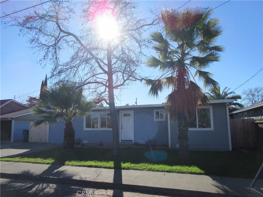 140 E Shasta Street | Similar Property Thumbnail 5