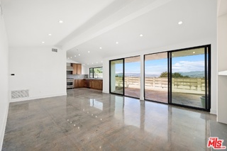 14315 Mulholland Drive | Similar Property Thumbnail