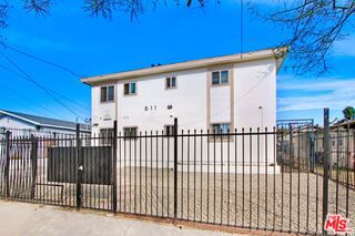 811 W 97Th Street | Similar Property Thumbnail 8