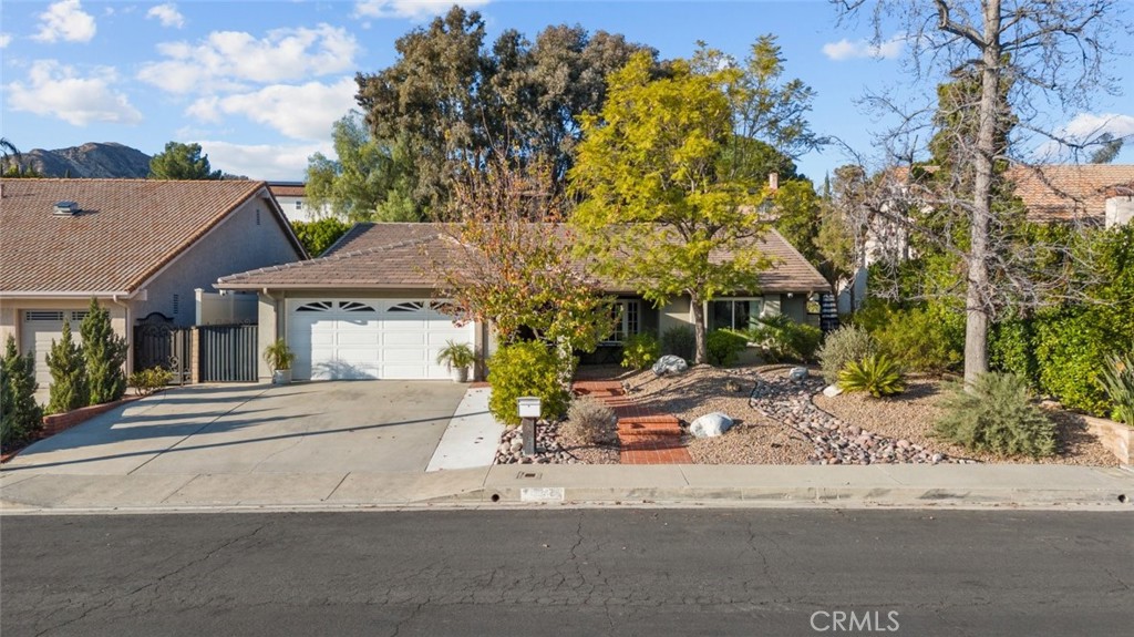 13247 Mission Tierra Way | Similar Property Thumbnail 7