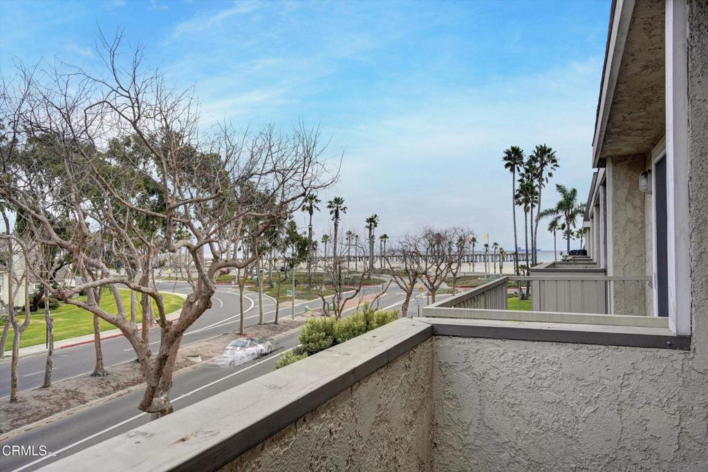 385 E Surfside Drive | Similar Property Thumbnail