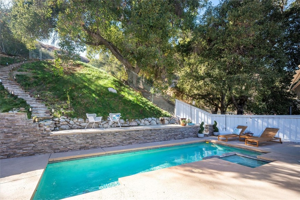 23726 La Salle Canyon Road | Similar Property Thumbnail