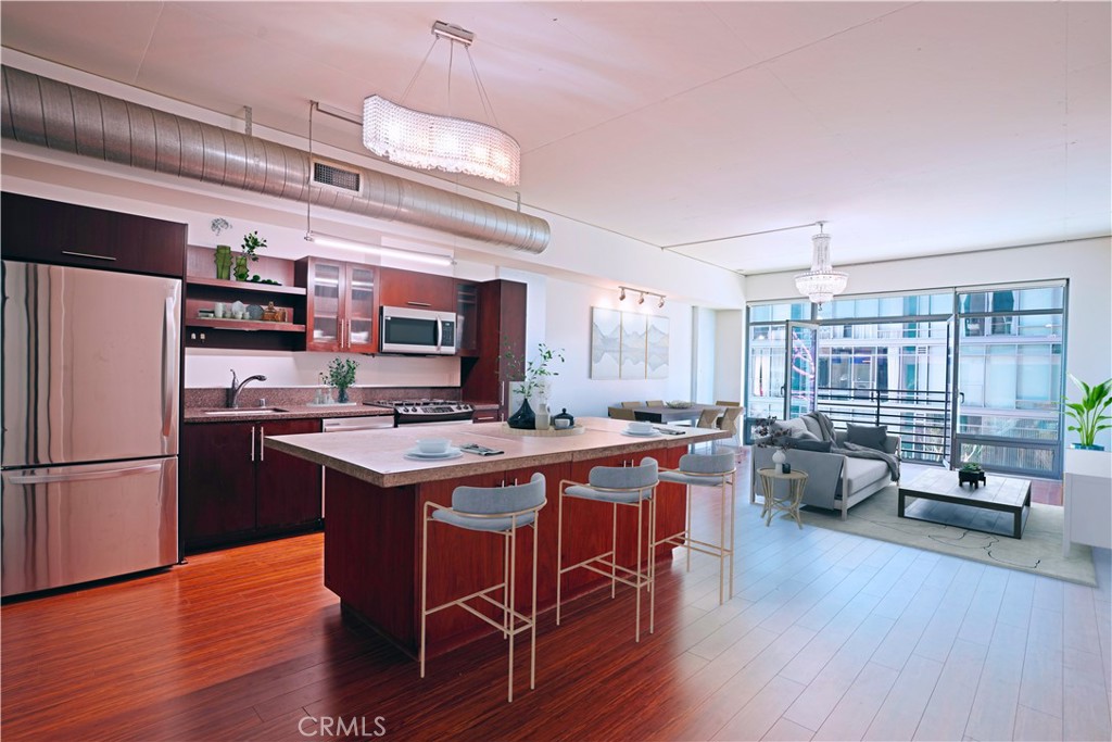 1111 S Grand Avenue, #702 | Similar Property Thumbnail