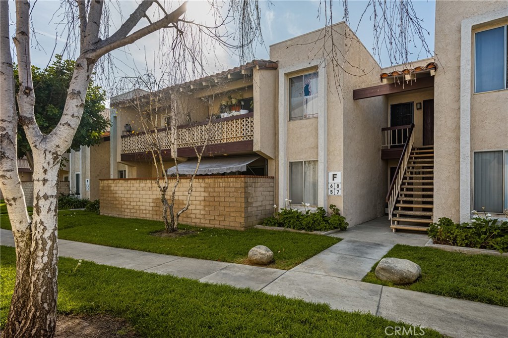 700 W. La Veta Ave , #F5 | Similar Property Thumbnail