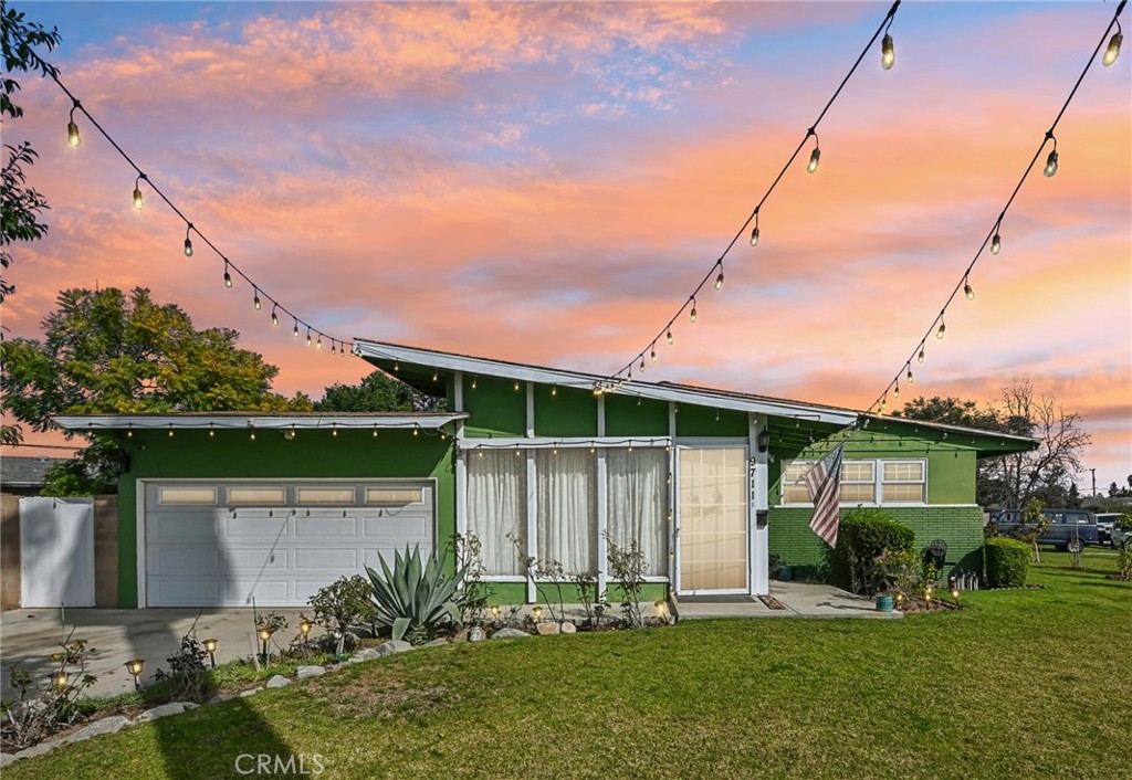 9711 Skylark Boulevard | Similar Property Thumbnail