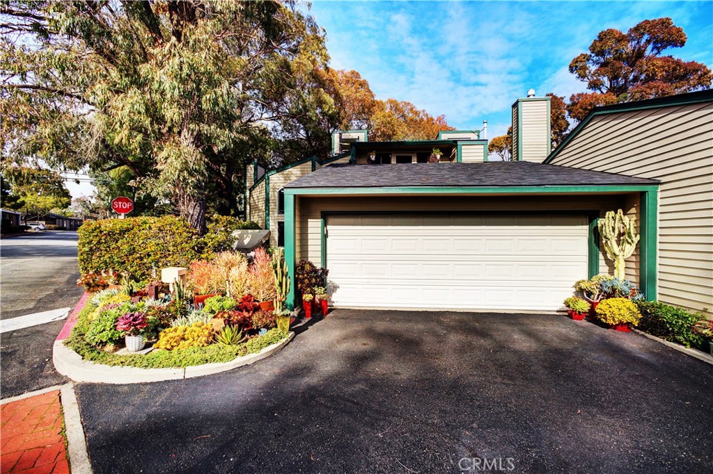 1445 Prefumo Canyon Road, #1 | Similar Property Thumbnail