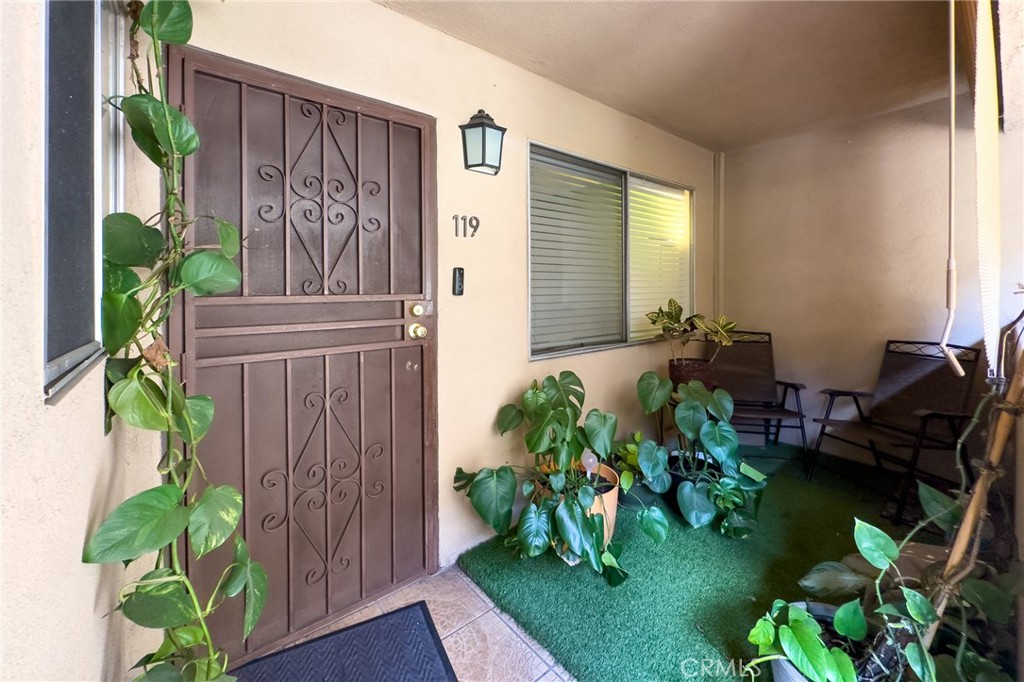 2501 W Redondo Beach Boulevard, #119 | Similar Property Thumbnail