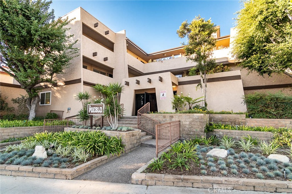 2501 W Redondo Beach Boulevard, #119 | Similar Property Thumbnail