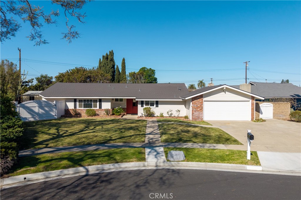 14261 Clarissa Lane | Similar Property Thumbnail