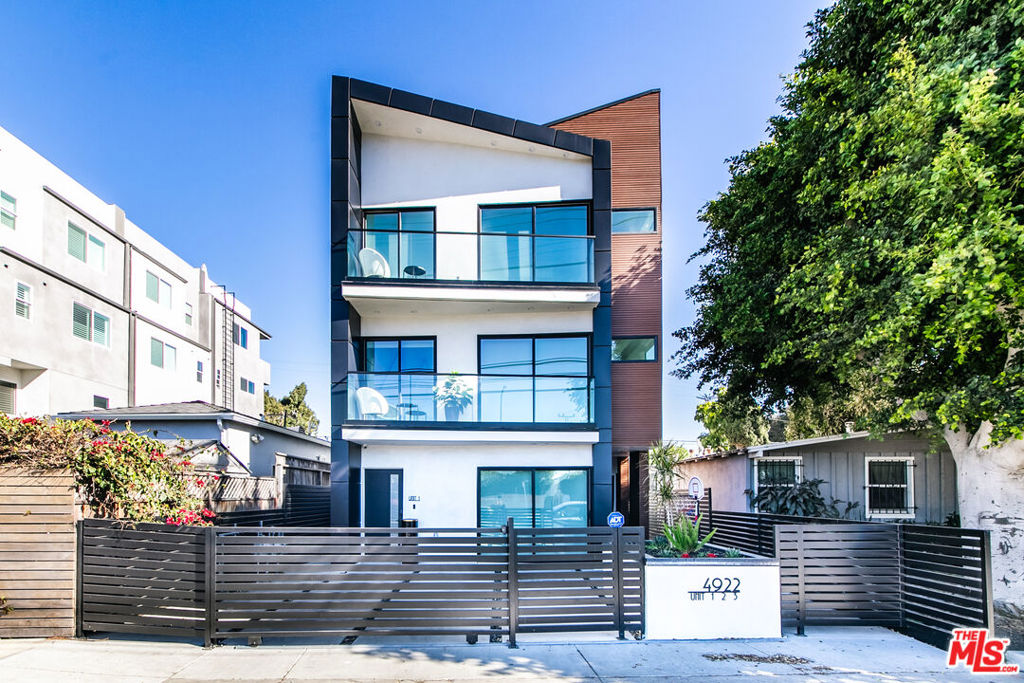 4922 S Centinela Avenue | Similar Property Thumbnail